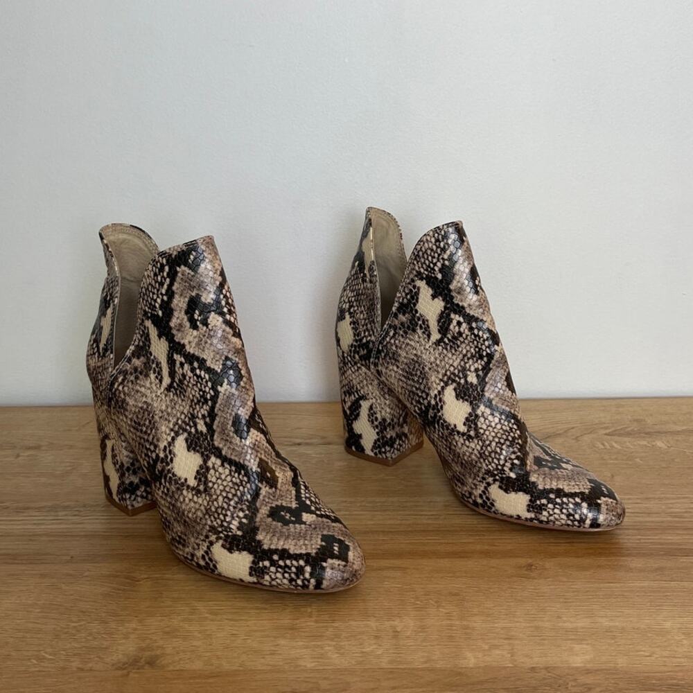 Steve Madden Womens Rookie Snake Python Print Boo… - image 3
